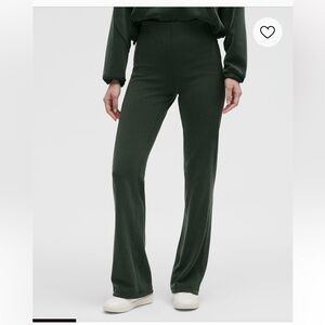 Ribbed Softstreme Flared Pant